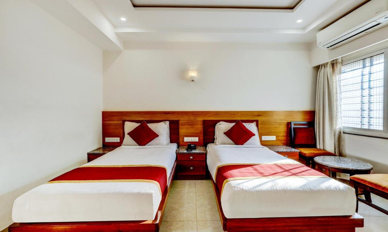 Hotel U.T.Elegance Bangalore Exterior photo