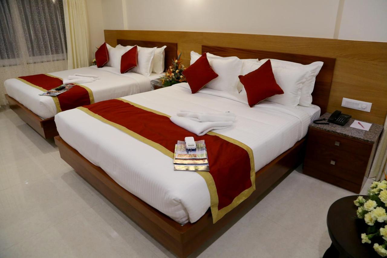 Hotel U.T.Elegance Bangalore Exterior photo